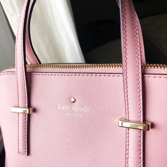 Kate Spade New York - Cedar Street Maise Tote - Picture 3 of 8